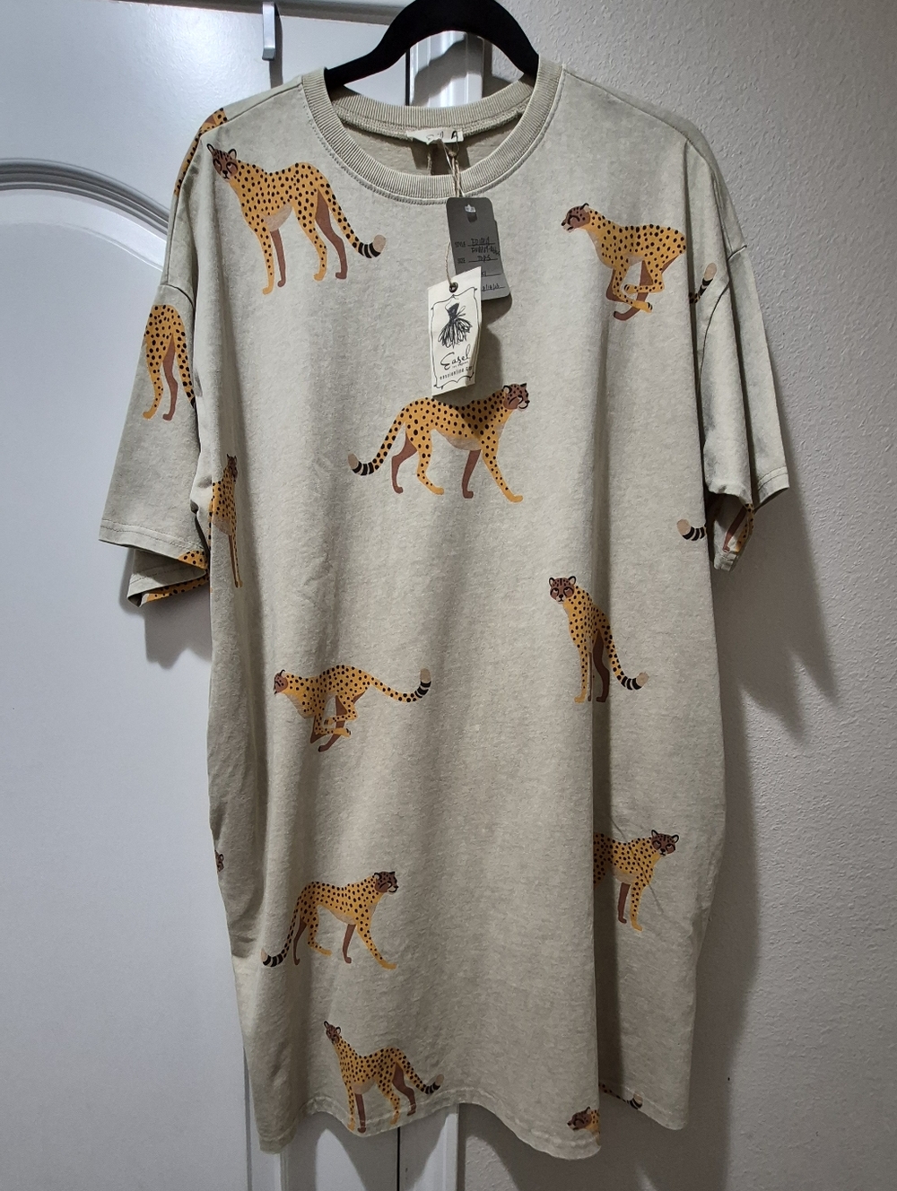 🐆 Easel Los Angeles Cheetah Print Tee Dress Oversized Small With Pockets NWT